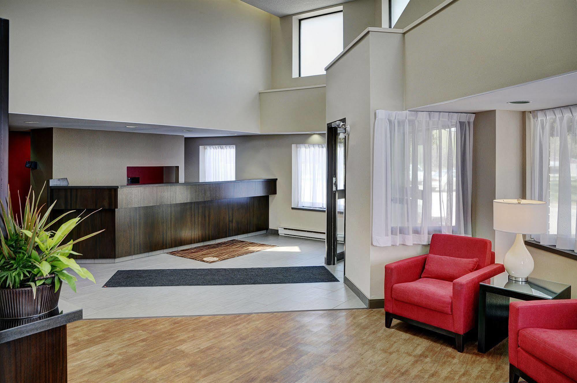 Comfort Inn Капъскейсинг Екстериор снимка